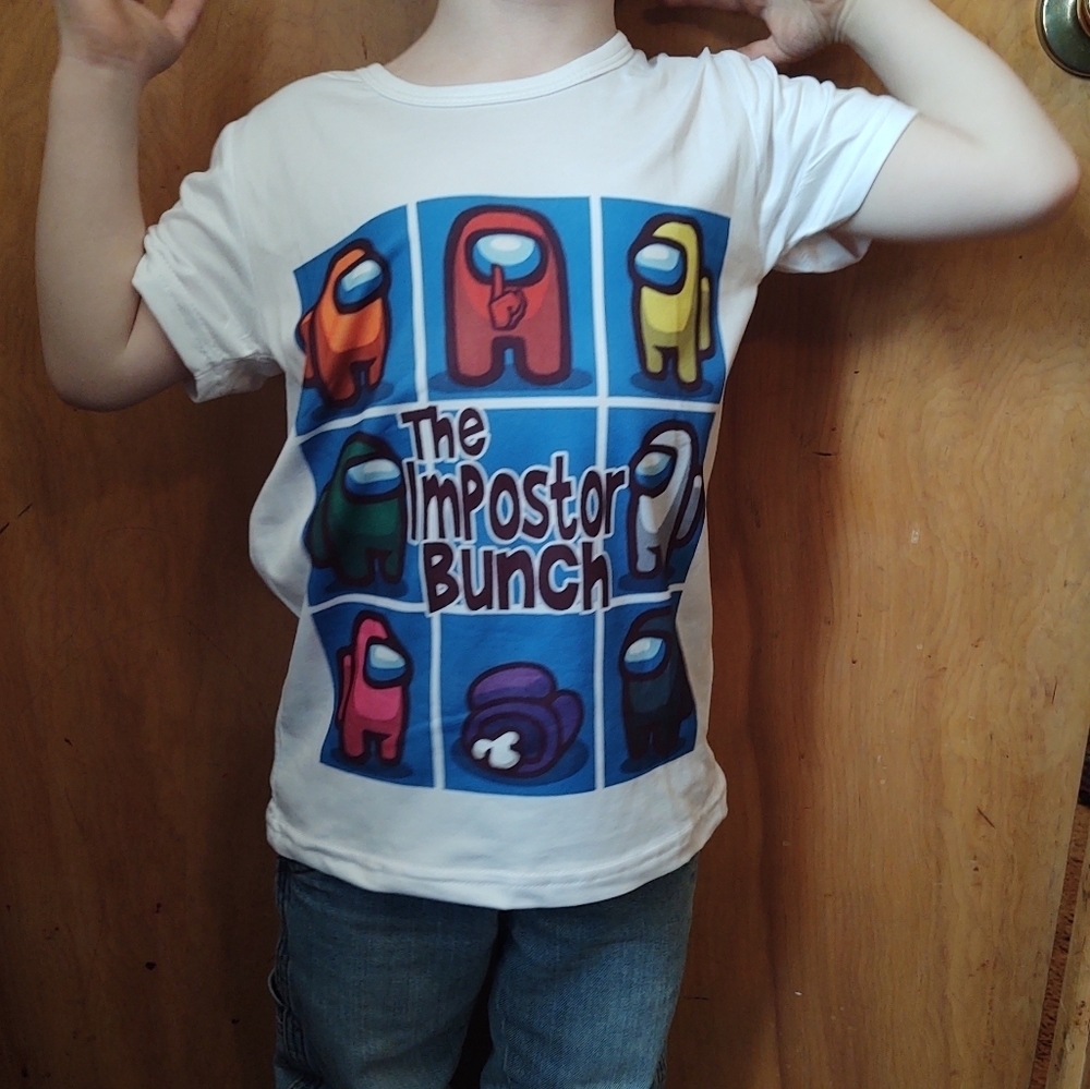 Among US T -Shirt - Picture 2 of 2